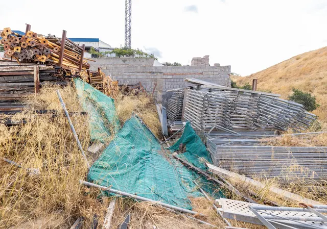 Parcela industrial en poligono industrial las canteras. — 13