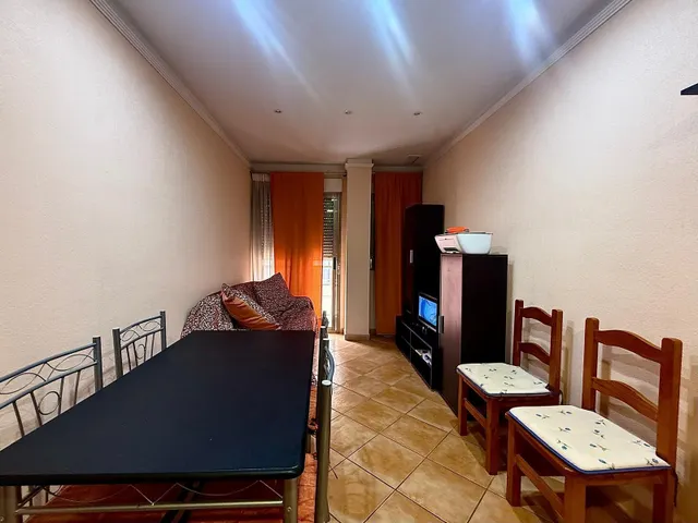 Apartamento de 2 dormitorios con plaza de aparcamiento y tra - foto 4