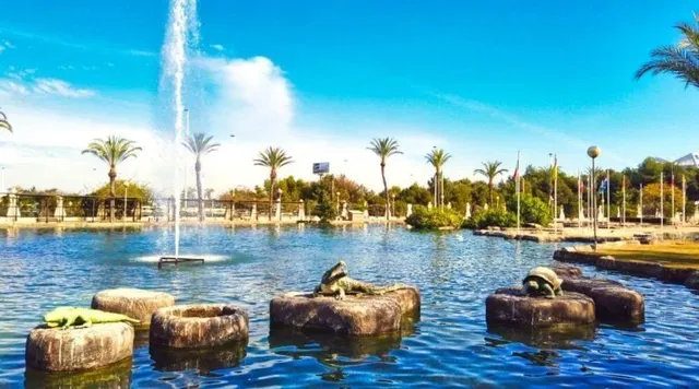 VILLAS EN TORREVIEJA — 19