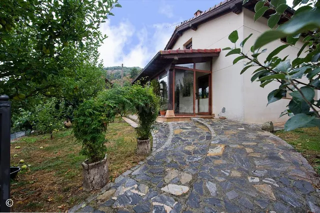 Casa 7 habitaciones 220m² en venta - Picos de europa - foto 3