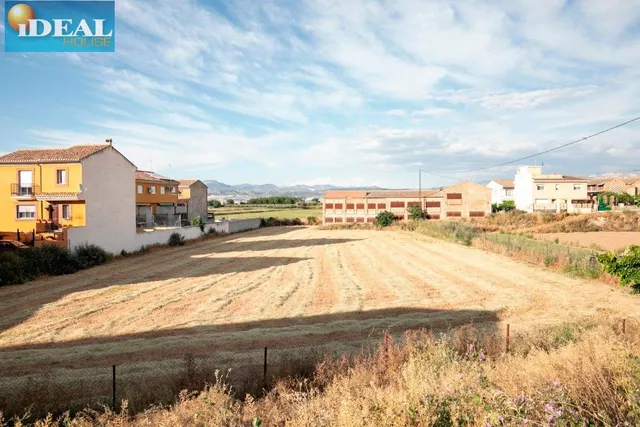 A4980J1. ¿Estás buscando terreno para invertir? ¡ ¡ Lo has encontrado!! Solar urbano con 3.441m2 — 4