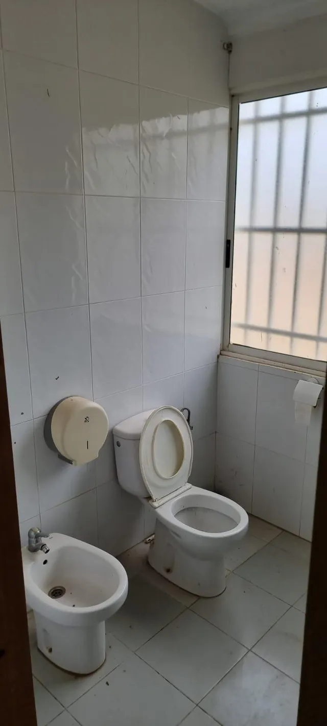 Edificio con piscina — 31