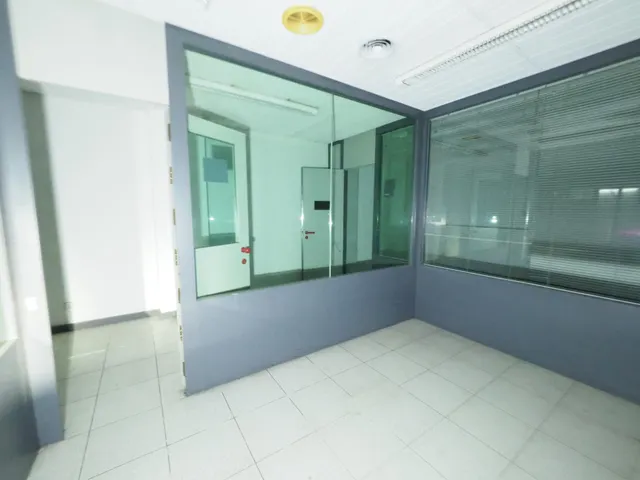 SE VENDE LOCAL COMERCIAL EN MATARÓ — 12