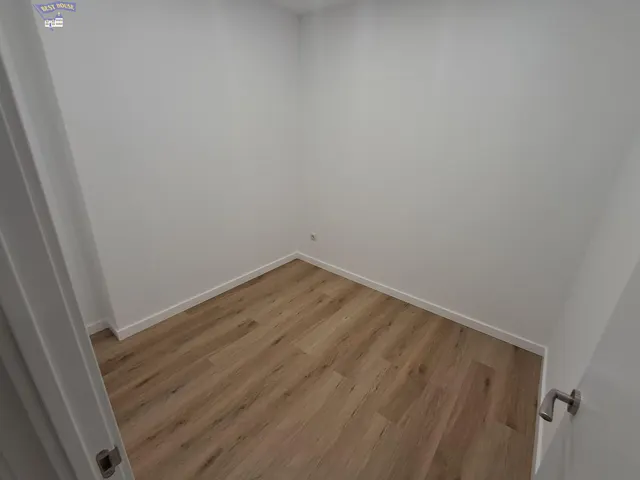 PISO REFORMADO DE 3 habitaciones JUNTO A CAN BAQUÉ – LA LLAGOSTA — 12