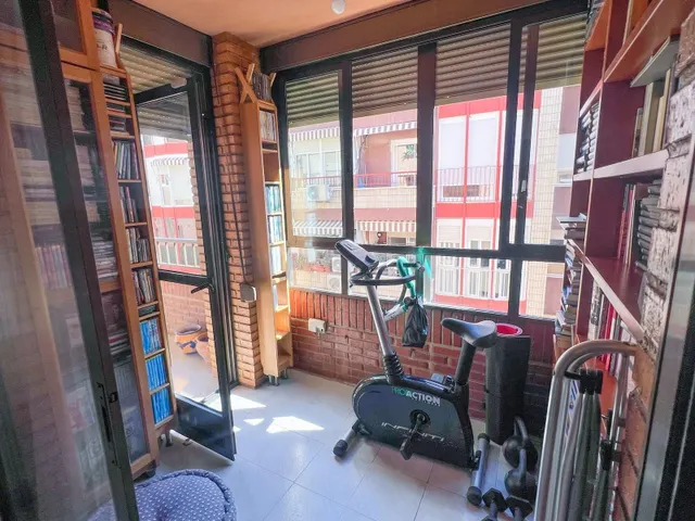 PISO DE CUATRO habitaciones EN EL CARMEN — 10