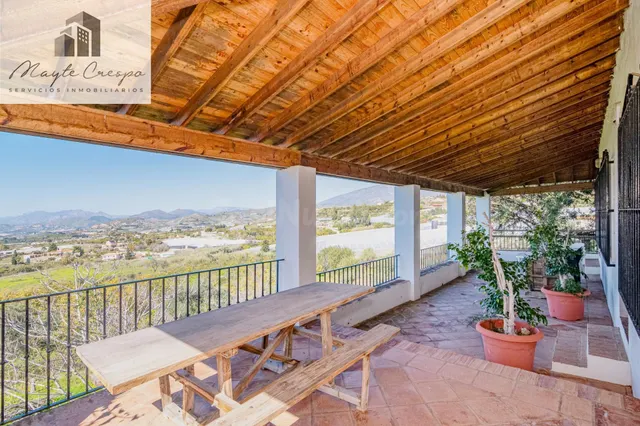 Chalet independiente con vistas espectaculares - foto 3