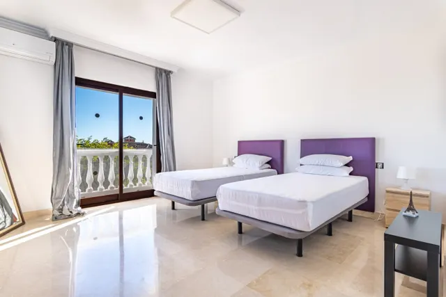 Villa Reformada con Vistas Panorámicas en la Sierrezuela — 27