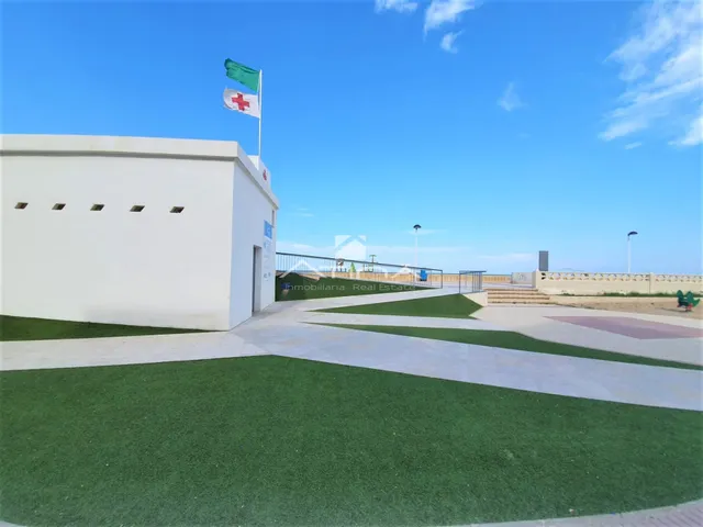 Apartamento en planta baja situado en 3ª línea playa Daimús a solo 150 metros del mar, — 13
