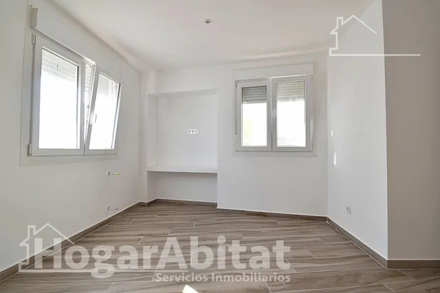 Casa reformada con terraza y garaje en el centro — 31