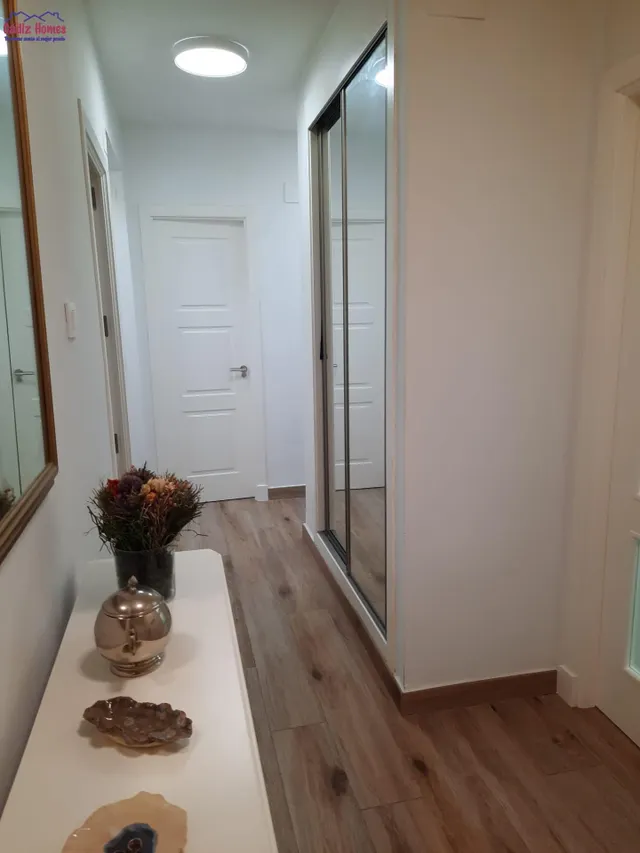 AMPLIA VIVIENDA CON ASCENSOR Y TERRAZA.-ZONA TEATRO FALLA — 22