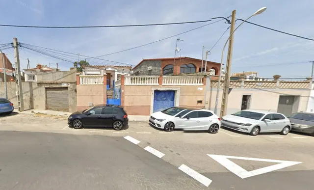 MARAVILLOSA CASA en Sant VicenÑ§ dels Horts (Barcelona)