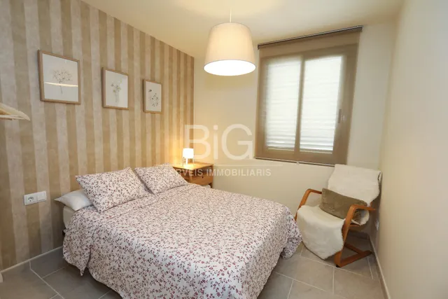 Piso amueblado de 2 hab. en alquiler — 18