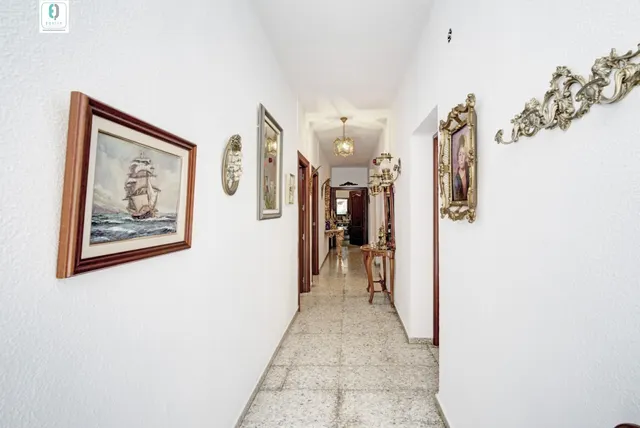CASA CON TERRENO EN PLENO CENTRO DE ALBOLOTE — 5