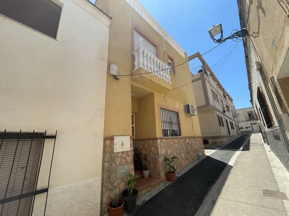 Casa 4 habitaciones 124m² en venta - Vera playa