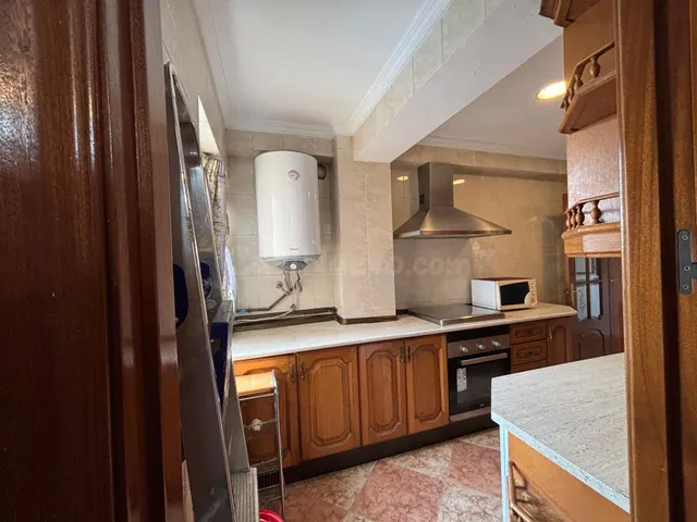 Piso en venta en la zona de Portada Alta-La Barriguilla — 3
