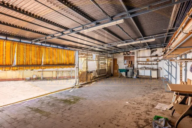 Edificio de uso industrial en venta en Camas (Sevilla) — 17