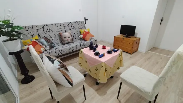 ESPECTACULAR CASA EN ESQUINA EN LA ZUBIA — 27