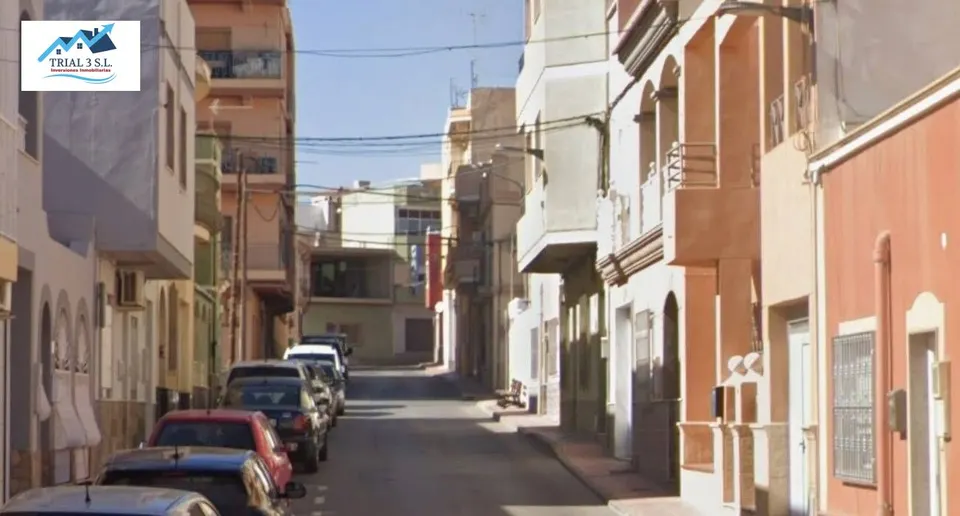 Venta de piso en Benahadux - Almería
