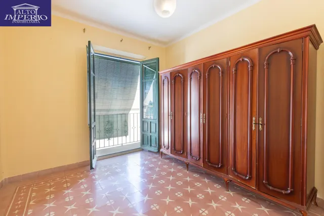 Casa con gran solar — 26