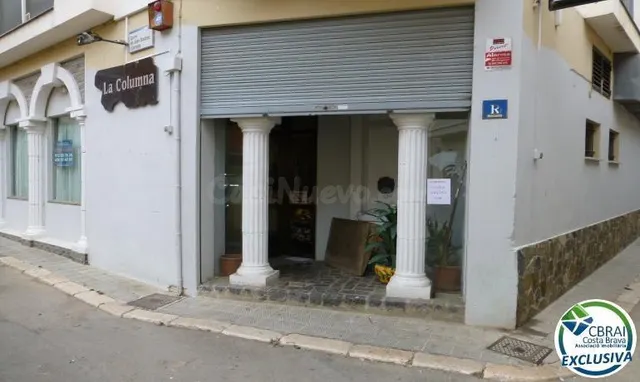 En venta restaurante centro Roses - foto 2