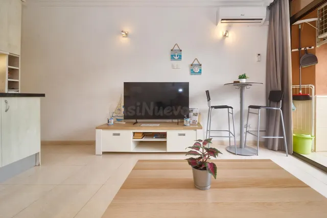 Piso de 1 dormitorio  1 Baño -  A metros del Puerto deportivo de   Fuengirola — 2
