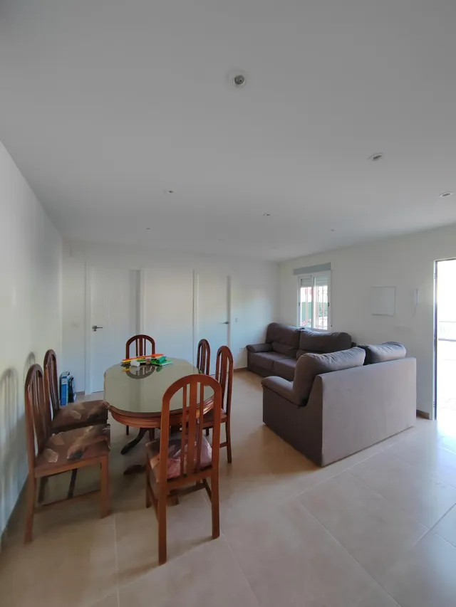 SE VENDE CHALET EN ZONA ANTIGUA CARRETERA DE GRANADA — 5