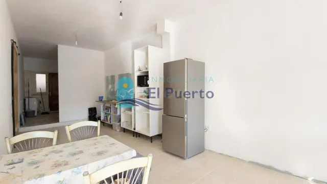 PLANTA BAJA REFORMADA A 110 METROS DEL MAR EN LA AZOHÍA, CAR - foto 4