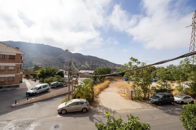 Gran Oportunidad en Lanjarón – Edificio en Obra con Alto Pot - foto 3