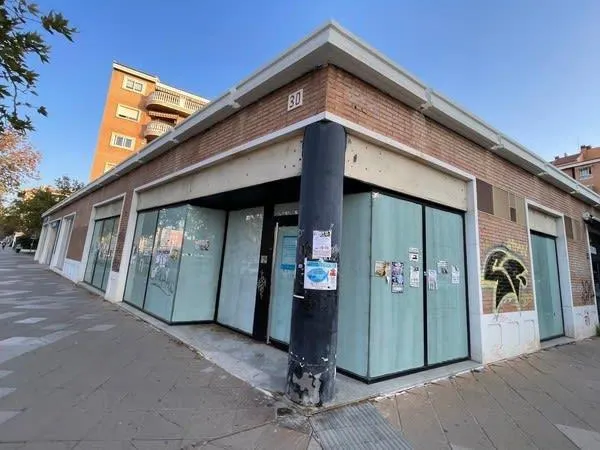 Oficina en Alquiler , en la zona de Juan Carlos I — 2