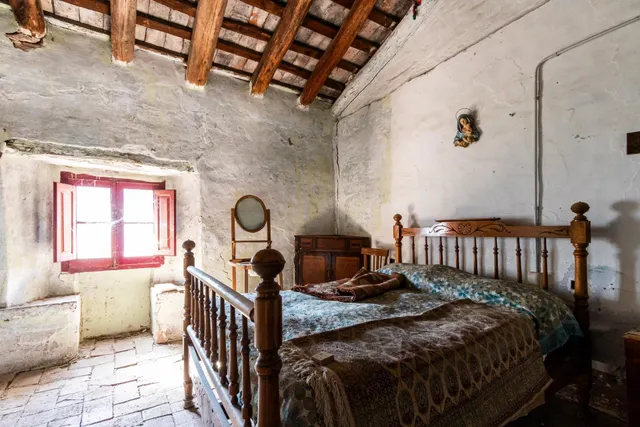 MASIA L'ILLA — 23