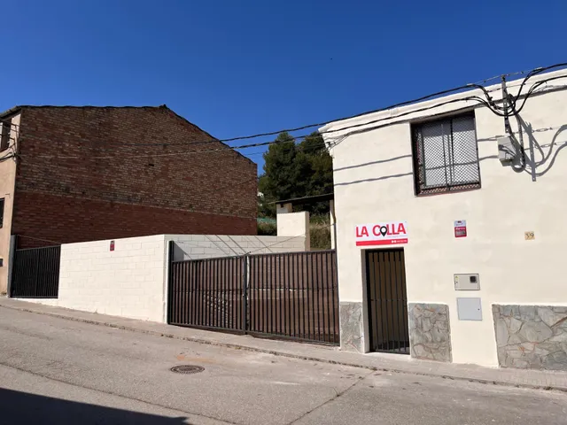 LLOGUER PER HORES DE LOCAL PER CELEBRACIONS I ESDEVENIMENTS PRIVATS — 2