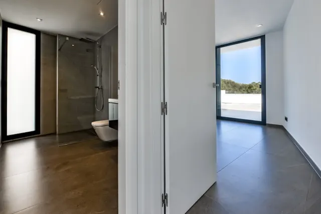 Impresionante villa moderna en una ubicación privilegiada con vistas al mar — 50
