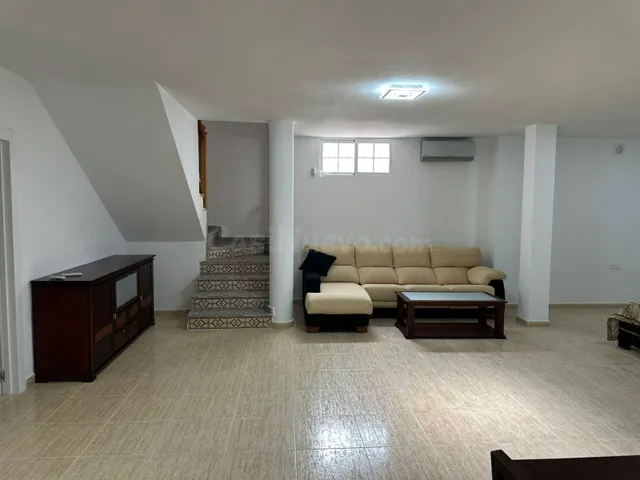 Chalet 4 habitaciones 207m² en venta - PAU 26