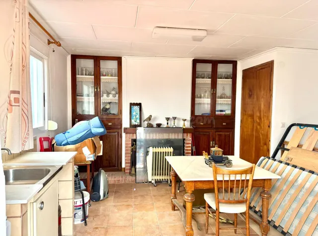 ESPECTACULAR CASA CON 2 PISOS Y LOCAL COMERCIAL EN LA FONT D - foto 4