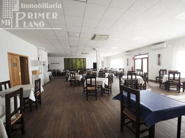 COMPLEJO HOSTELERO EN VENTA, EN LA SOLANA — 17