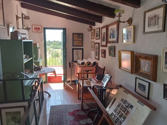 MASIA DEL 1960 CON 39000M2 DE TERRENO AGRICOLA AL LADO DEL MAR DE SANT SALVADOR — 43