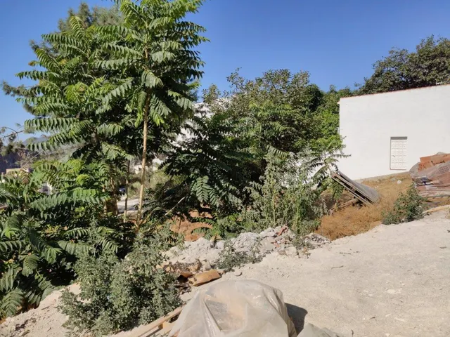 PARCELA URBANA EN LANJARON — 29