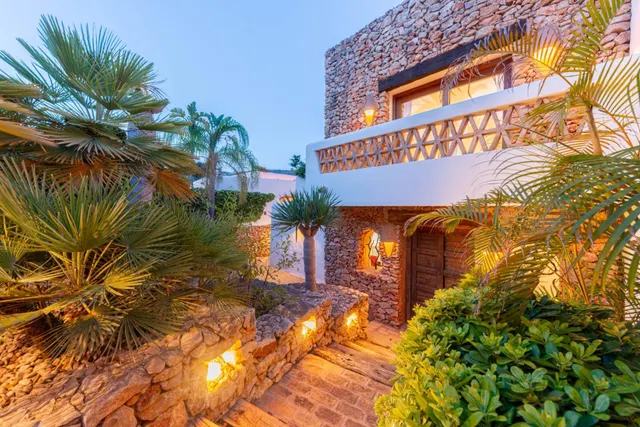 Villa de Estilo Finca Mediterránea con Vistas al Mar en Moraira — 6