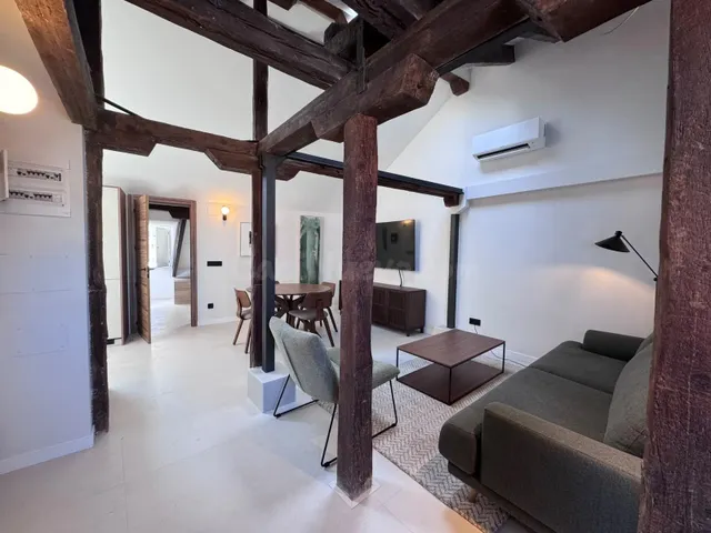Exclusiva vivienda exterior a estrenar junto a la Puerta del - foto 2