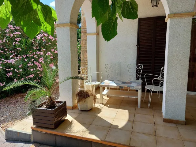 CASA CON LICENCIA TURISTICA 5 Hab — 31
