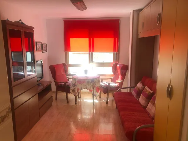 APARTAMENTO DE UNA habitación EN ALQUILER HASTA JUNIO