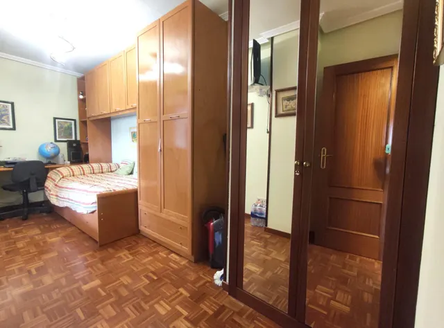 Amplio adosado de 4 dormitorios y con terraza de casi 10 m2. — 25