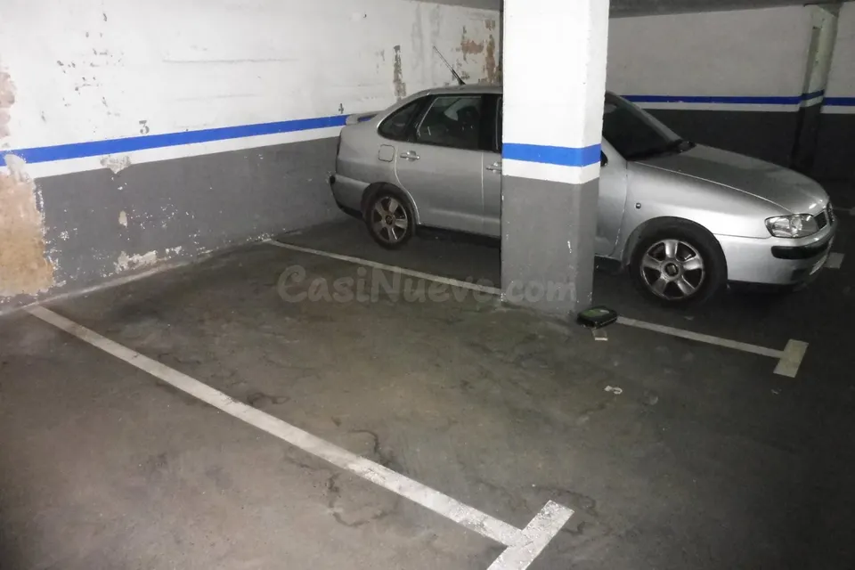 Plaza de parking de coche