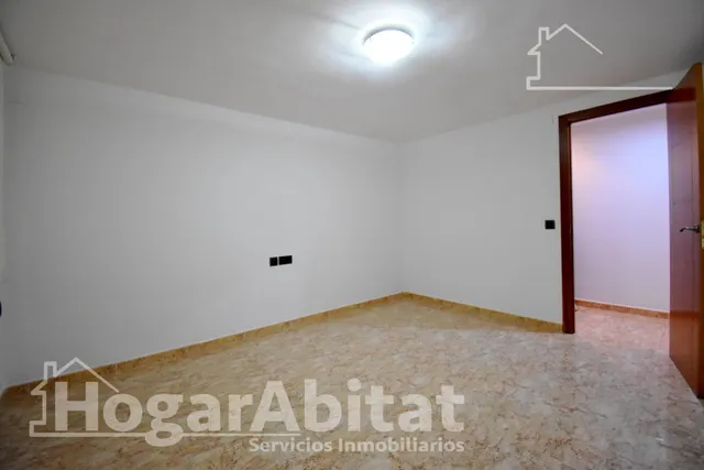 Espacio familiar y comodidad absoluta en este piso totalmente exterior con garaje privado cerrado — 22