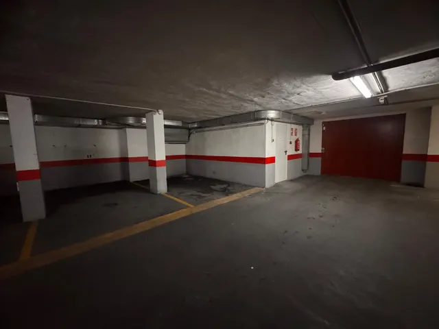VIVIENDA DE ALQUILER PLAZA LA VIÑA !!!! — 13
