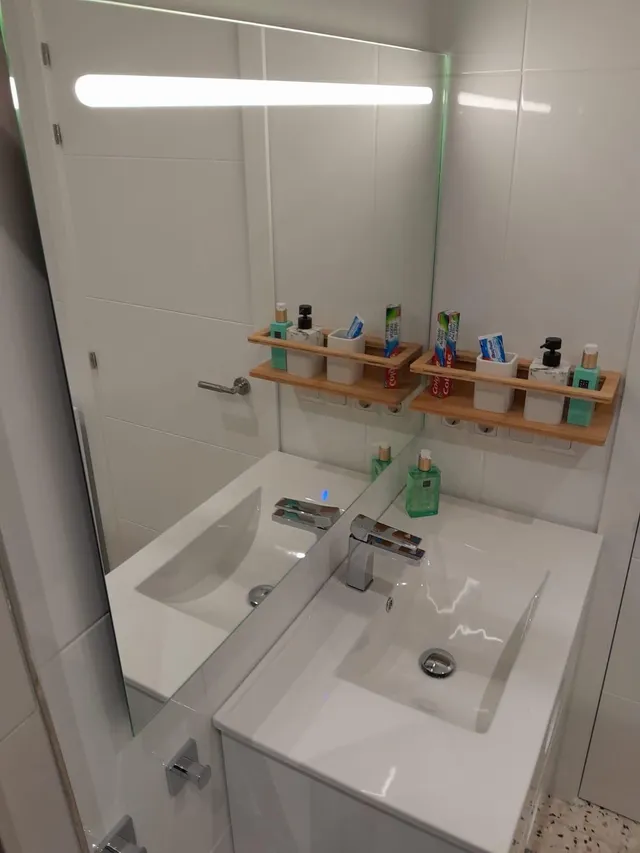 ESPECTACULAR VIVIENDA FRENTE A LA PINADA, RODEADA DE VEGETACIÓN — 33