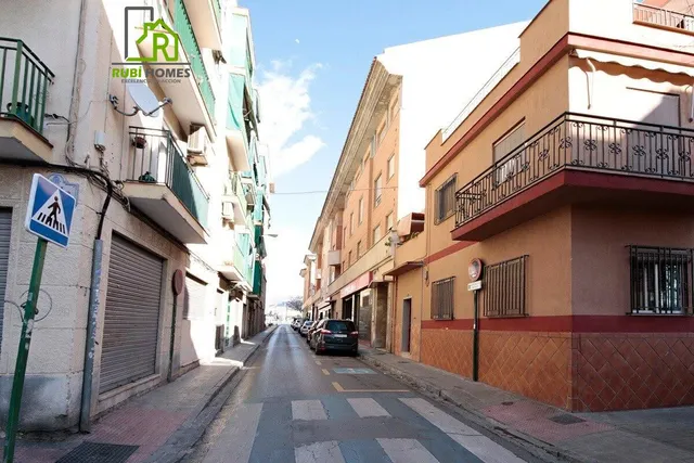 Magnifica vivienda con garaje en vergeles, junto a palacio de deportes — 26
