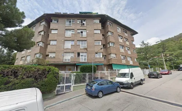 SE VENDE piso OKUPA en C Avenida Vall Del Sol 88 de Valliran - foto 3