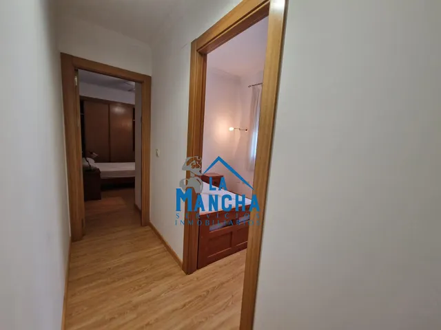 *750€ al mes* inmobiliaria la mancha alquila piso con garaje en el centro de Albacete — 23