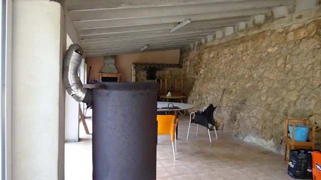 FANTÁSTICA OPORTUNIDAD EN PUIGPUNYENT — 11